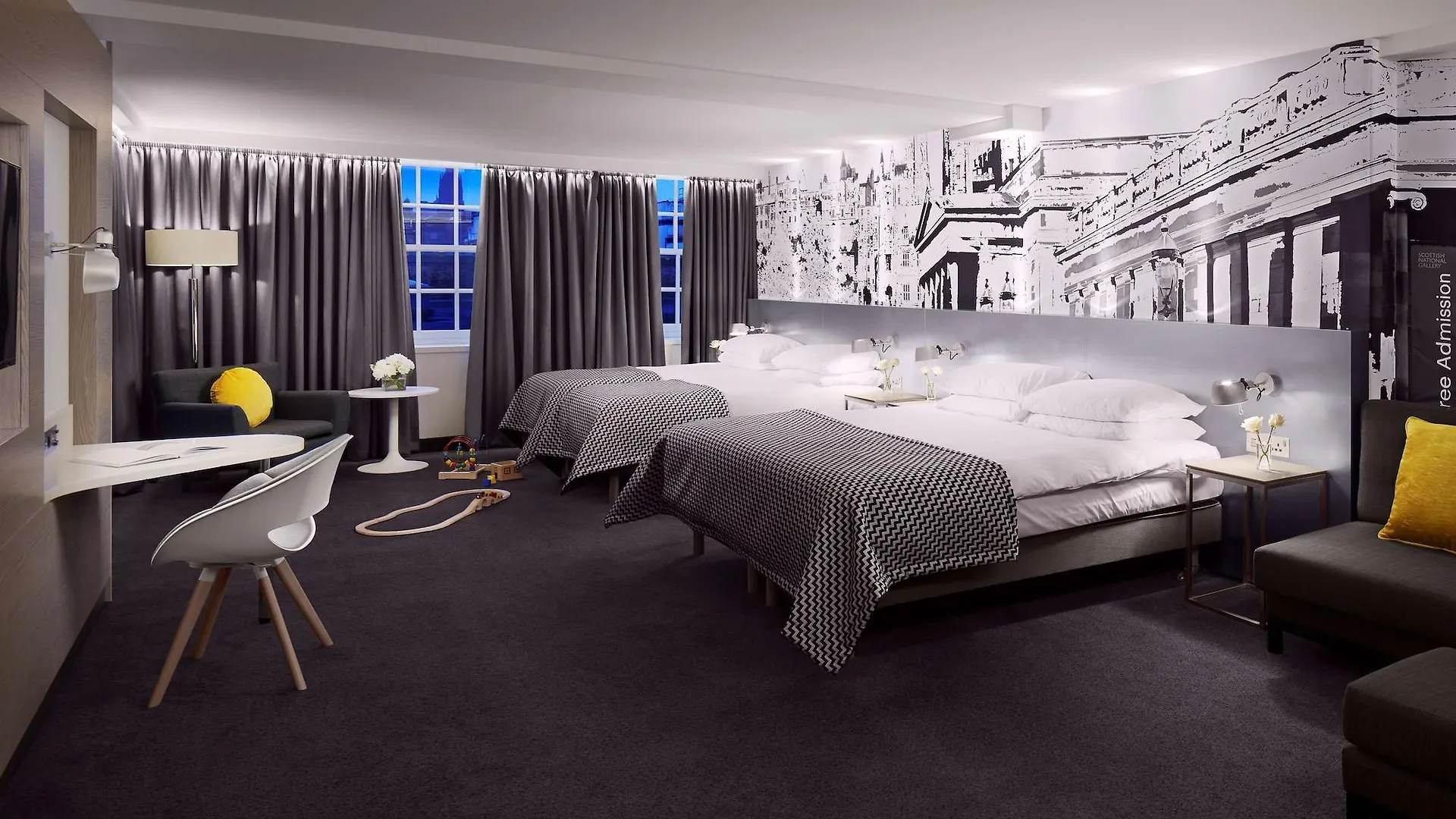 Radisson Blu Hotel, Edinburgh City Centre 4*,