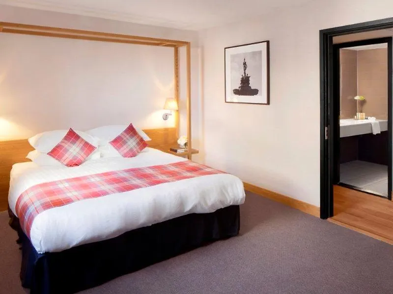 Radisson Blu Hotel, Edinburgh City Centre 4*,  United Kingdom