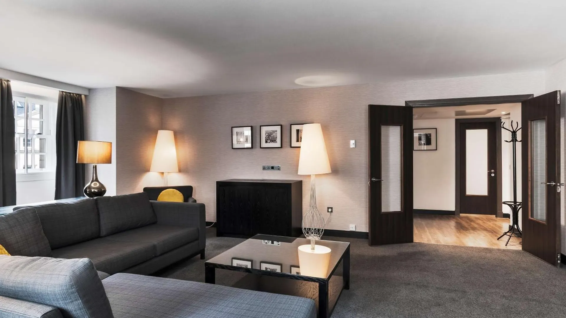 Radisson Blu Hotel, Edinburgh City Centre 4*,