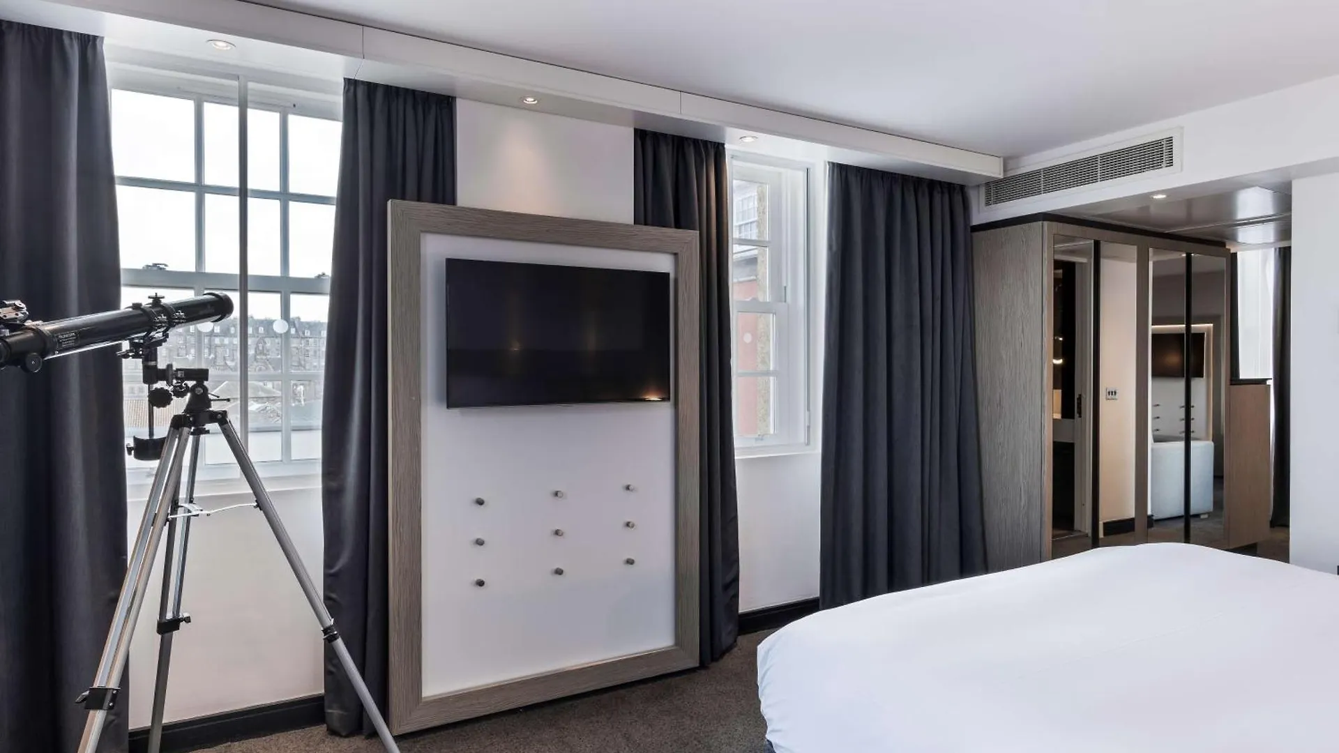 Radisson Blu Hotel, Edinburgh City Centre 호텔