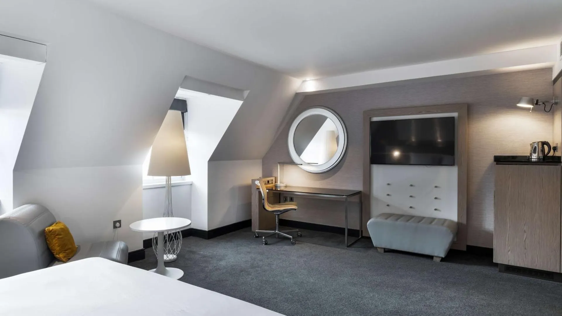 Radisson Blu Hotel, Edinburgh City Centre 호텔