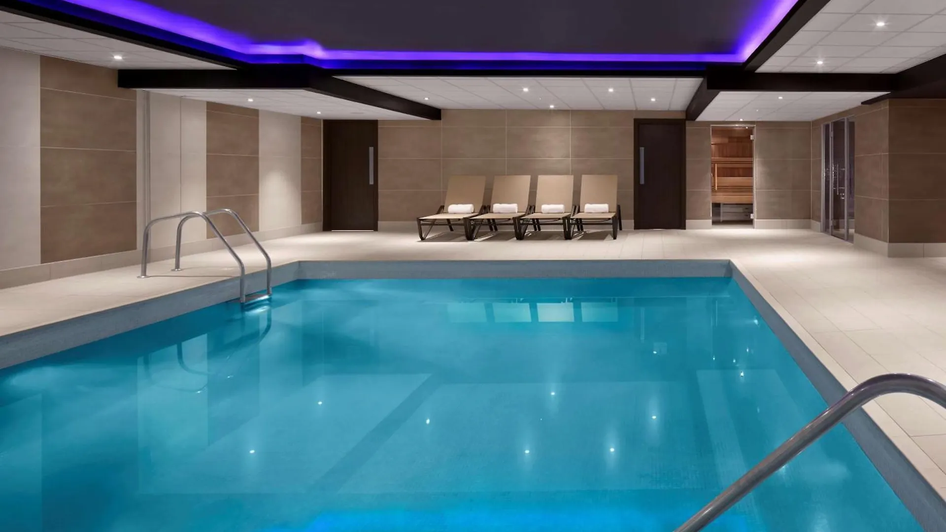 Radisson Blu Hotel, Edinburgh City Centre 호텔