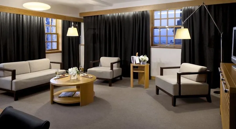 Radisson Blu Hotel, Edinburgh City Centre 4*,